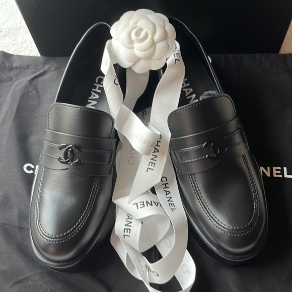 🌹CHANEL BLACK  LOAFERS🌹 NWT 🌹 - Picture 15 of 16